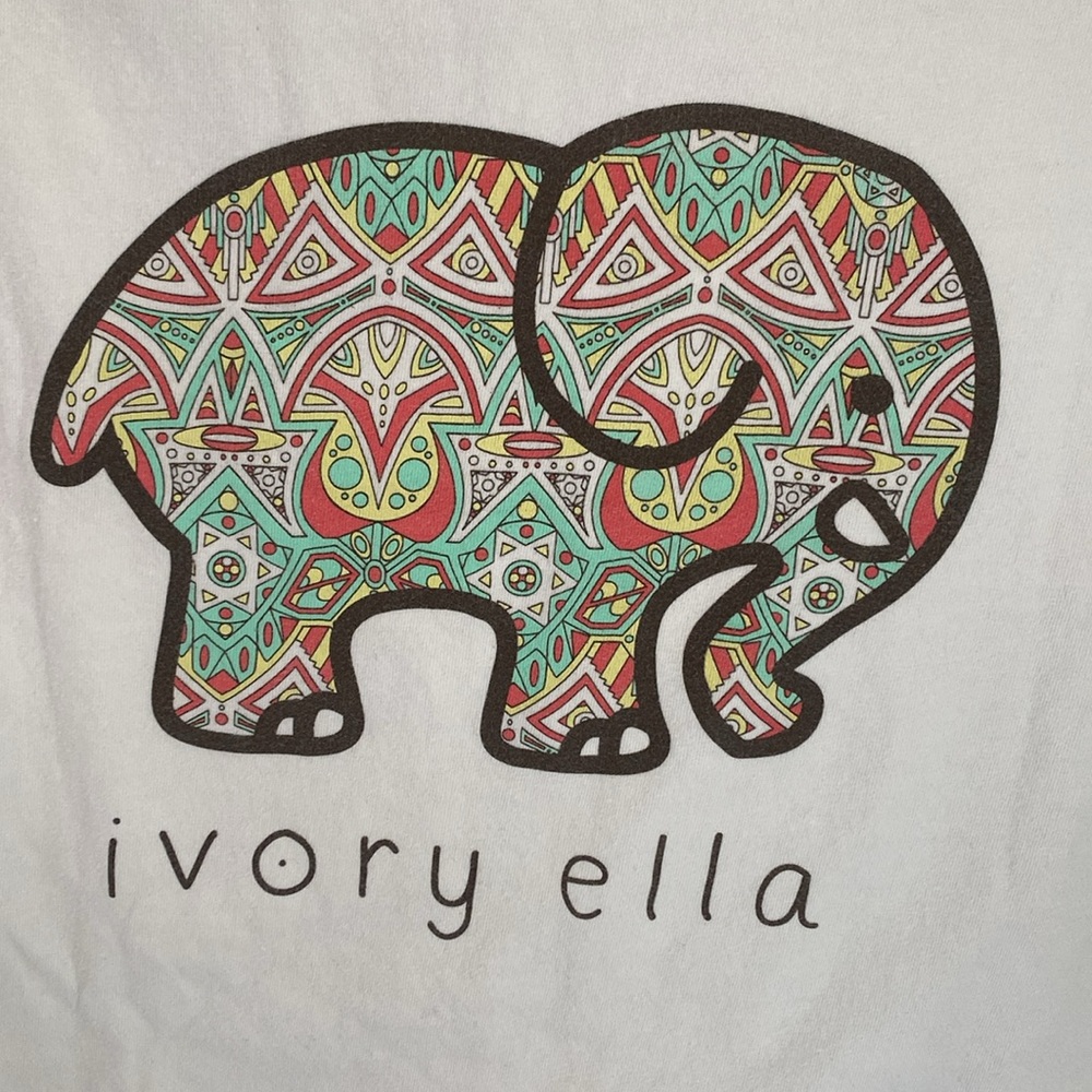 Ivory Ella short sleeve t-shirt size M
